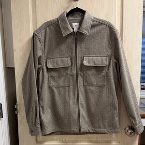 H&M Tan Shirt Jacket for Men, size Medium, 100% polyester, tan houndstooth